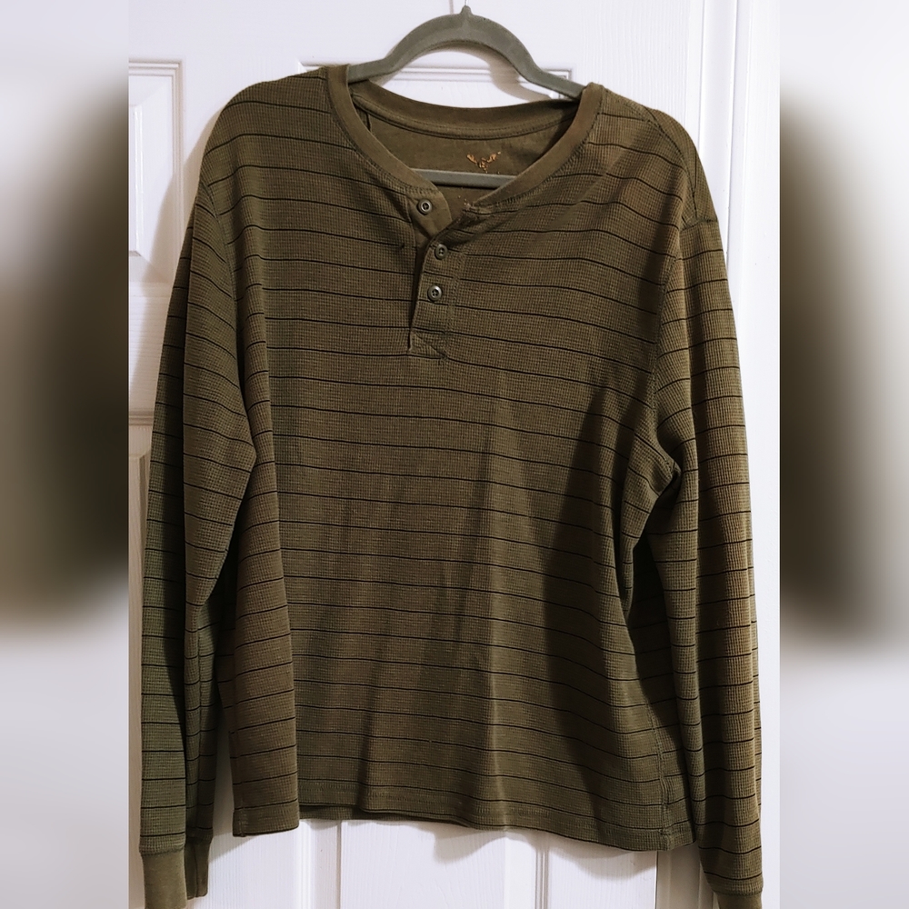 Men's Faded Glory Henley style thermal long sleeve shirt